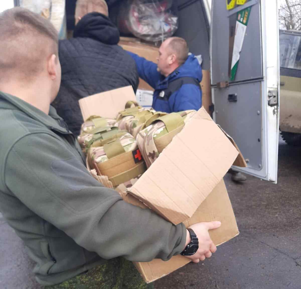 Зимовниковская районная организация профсоюза госучреждений РФ продолжает помогать мобилизованным